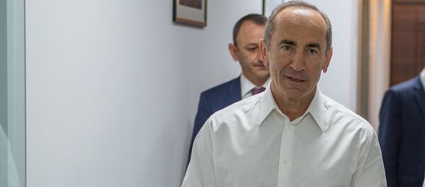 Второй президент Республики Армения Роберт Кочарян в гостях у Sputnik Армения Второй президент Республики Армения Роберт Кочарян в гостях у Sputnik Армения - Sputnik Армения