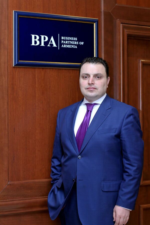 Вруйр Пенесян - Sputnik Армения