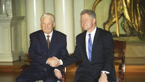 Борис Ельцин (слева) и президент США Билл Клинтон. - Sputnik Армения