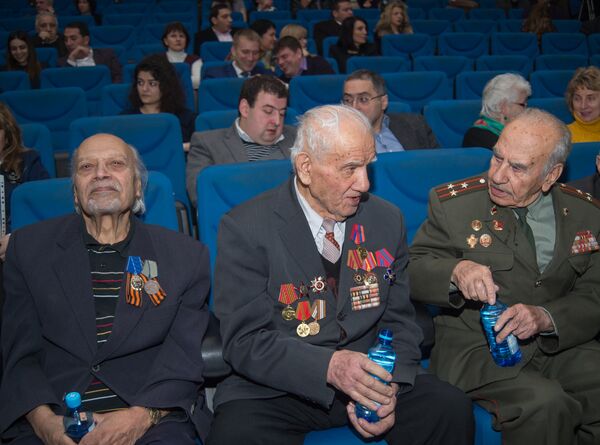 Премьера документального фильма режиссера Владимира Русаневича «Память сердца» Премьера документального фильма режиссера Владимира Русаневича «Память сердца» - Sputnik Армения