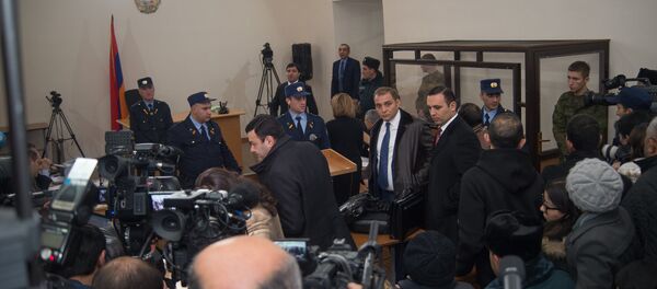 Заседание по делу об убийстве семьи Аветисян российским военнослужащим Валерием Пермяковым Заседание по делу об убийстве семьи Аветисян российским военнослужащим Валерием Пермяковым - Sputnik Армения