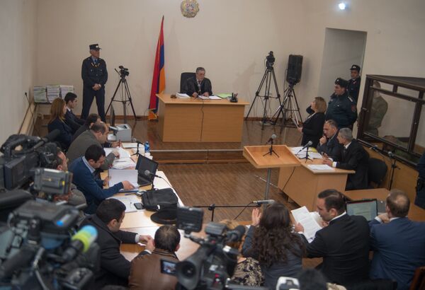 Заседание по делу об убийстве семьи Аветисян российским военнослужащим Валерием Пермяковым Заседание по делу об убийстве семьи Аветисян российским военнослужащим Валерием Пермяковым - Sputnik Армения