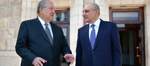 Встреча президентов Армении и Карабаха Армена Саркисяна и Бако Саакяна (2 сентября 2018). Степанакерт Встреча президентов Армении и Карабаха Армена Саркисяна и Бако Саакяна (2 сентября 2018). Степанакерт - Sputnik Արմենիա