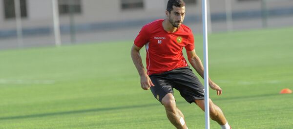 Ֆուտբոլի Հայաստանի հավաքականի մարզումները Լիխտենշտեյնի հետ խաղից առաջ Ֆուտբոլի Հայաստանի հավաքականի մարզումները Լիխտենշտեյնի հետ խաղից առաջ - Sputnik Արմենիա