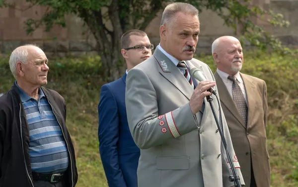 Генеральный директор ЮКЖД Сергей Валько в селе Фиолетово, Лори Генеральный директор ЮКЖД Сергей Валько в селе Фиолетово, Лори - Sputnik Армения