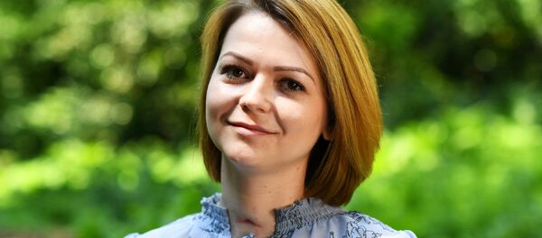 Юлия Скрипаль, отравленная в Солсбери вместе со своим отцом, русским шпионом Сергеем Скрипалом, обращается к представителям СМИ (23 мая 2018). Лондон - Sputnik Армения