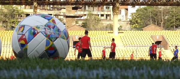 Հայաստանի և Լիխտենշտեյնի հավաքականները Ազգերի լիգայի գավաթի մրցաշարի խաղին են նախապատրաստվում Հայաստանի և Լիխտենշտեյնի հավաքականները Ազգերի լիգայի գավաթի մրցաշարի խաղին են նախապատրաստվում - Sputnik Արմենիա