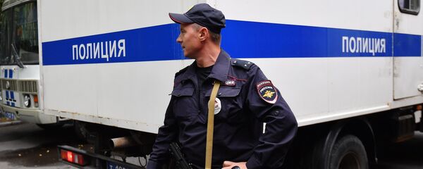 Полицейский Полицейский - Sputnik Армения