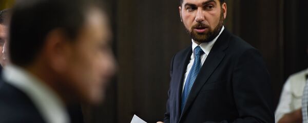 Глава гос.контрольной службы Давид Санасарян на заседании правительства Армении (6 сентября 2018). Еревaн Глава гос.контрольной службы Давид Санасарян на заседании правительства Армении (6 сентября 2018). Еревaн - Sputnik Армения