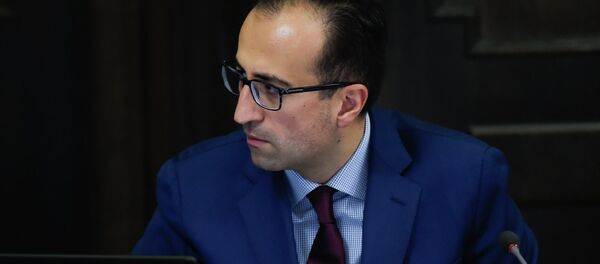 Министр здравоохранения Арсен Торосян на заседании правительства Армении (6 сентября 2018). Еревaн - Sputnik Արմենիա