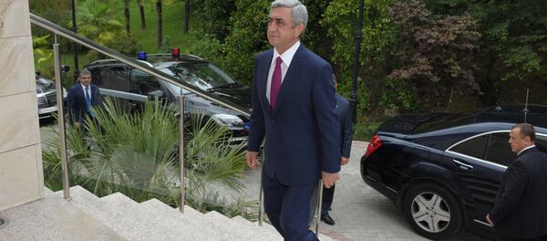 Трехсторонняя встреча В.Путина с И.Алиевым и С.Саргсяном Трехсторонняя встреча В.Путина с И.Алиевым и С.Саргсяном - Sputnik Армения