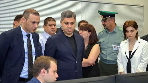Глава СНБ Артур Ванецян и секретарь СБ Армен Григорян проверили техническую насыщенность системмы безопасности аэропорта Звартноц (8 сентября 2018). Еревaн - Sputnik Армения