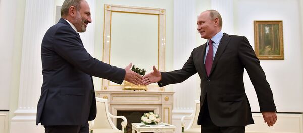 Встреча премьер-министра Армении Никола Пашиняна и президента России Владимира Путина (8 сентября 2018). Москвa Встреча премьер-министра Армении Никола Пашиняна и президента России Владимира Путина (8 сентября 2018). Москвa - Sputnik Արմենիա