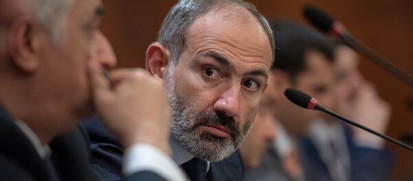 Премьер-министр Армении Никол Пашинян встретился с армянскими предпринимателями (8 сентября 2018). Москвa - Sputnik Армения