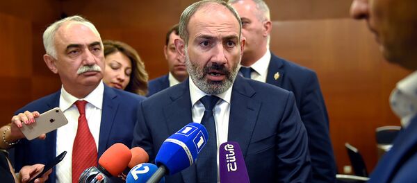 Премьер-министр Армении Никол Пашинян ответил на вопросы журналистов (8 сентября 2018). Москвa Премьер-министр Армении Никол Пашинян ответил на вопросы журналистов (8 сентября 2018). Москвa - Sputnik Արմենիա