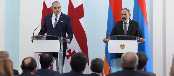 Ինչպե՞ս անցավ Վրաստանի վարչապետ Մամուկա Բախտաձեի օրը Երևանում Ինչպե՞ս անցավ Վրաստանի վարչապետ Մամուկա Բախտաձեի օրը Երևանում - Sputnik Արմենիա