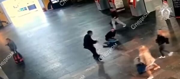 Покушение на убийство двух человек на Курском вокзале в Москве - Sputnik Армения