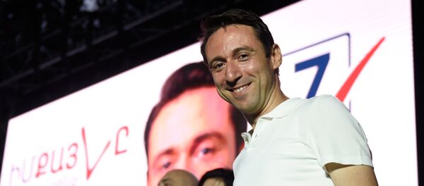 Айк Марутян на предвыборном митинге в административном районе Давташен (11 сентября 2018). Еревaн - Sputnik Արմենիա