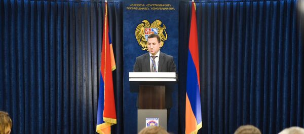 Брифинг пресс секретаря МИД Тиграна Балаяна Брифинг пресс секретаря МИД Тиграна Балаяна - Sputnik Армения