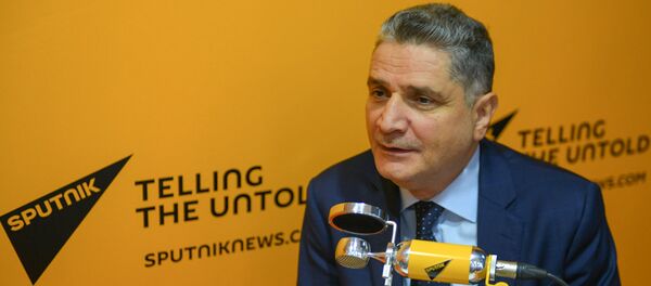 Тигран Саркисян на радио Sputnik Тигран Саркисян на радио Sputnik - Sputnik Армения