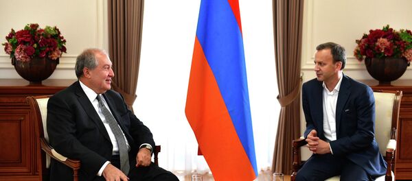 Президент Республики Армения Армен Саркисян принял Аркадия Дворковича - Sputnik Армения