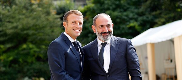 Встреча премьер-министра Армении Никола Пашиняна и Президента Франции Эммануэля Макрона (14 сентября 2018).Париж Встреча премьер-министра Армении Никола Пашиняна и Президента Франции Эммануэля Макрона (14 сентября 2018).Париж - Sputnik Արմենիա