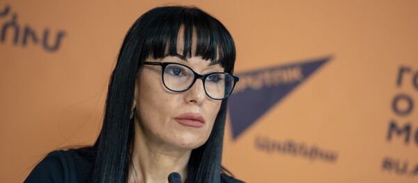 Наира Зограбян на пресс-конференции (15 сентября 2018). Еревaн Наира Зограбян на пресс-конференции (15 сентября 2018). Еревaн - Sputnik Արմենիա