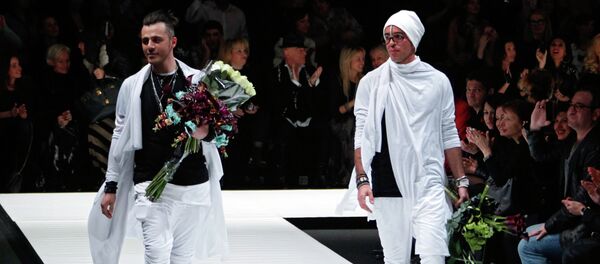 Дизайнеры группы Фреш Арт Александр Сирадекян и Давид Геворков Дизайнеры группы Фреш Арт Александр Сирадекян и Давид Геворков - Sputnik Армения