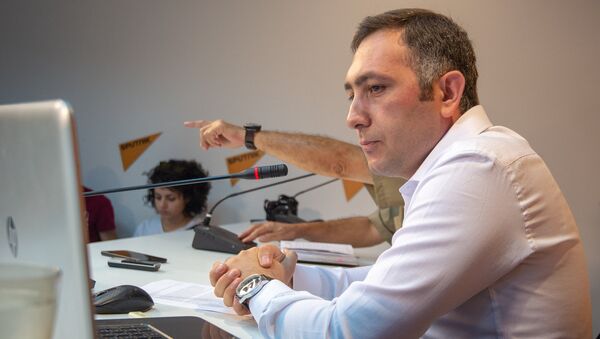 Севак Акопян на пресс-конференции по теме Что произошло в редакции издания Yerevan today - Sputnik Արմենիա