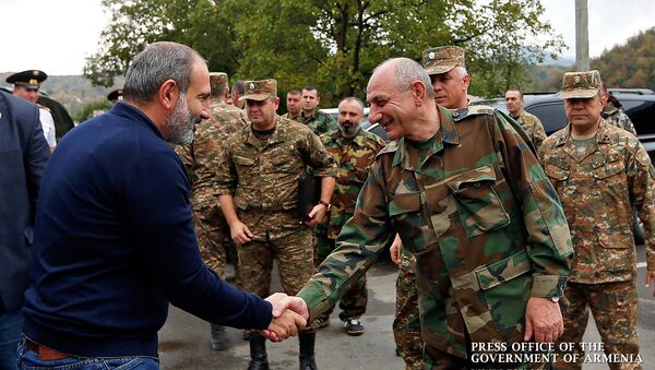 Рабочий визит премьер-министра Армении Никола Пашиняна в Карабах (18 сентября 2018).  - Sputnik Армения