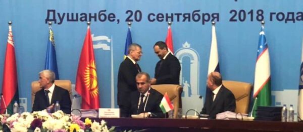 Генеральный прокурор РА Артур Давтян был награжден медалью - Sputnik Արմենիա