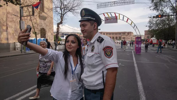 Час селфи в день независимости Армении (21 сентября 2018). Еревaн