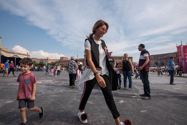 Հայաստան-Իտալիա. սպասված հանդիպում. հայտնի հայերը գուշակում են խաղի հաշիվը Հայաստան-Իտալիա. սպասված հանդիպում. հայտնի հայերը գուշակում են խաղի հաշիվը - Sputnik Արմենիա