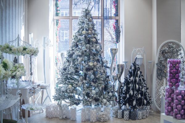 Новый год, елка, украшения Новый год, елка, украшения - Sputnik Армения