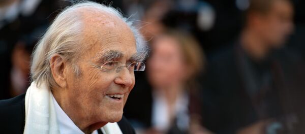 Мишель Легран на красной дорожке Каннского международного кинофестиваля (17 мая 2017). Канны - Sputnik Արմենիա