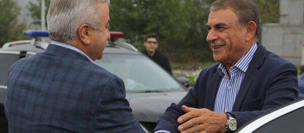 Рабочий визит спикера парламента Армении Ара Баблояна в Карабах (28 сентября 2018). Степанакерт - Sputnik Արմենիա