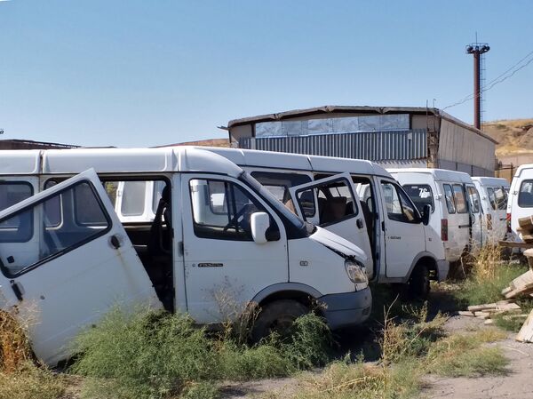 Публичный акт сморкания, или Как в мэрии Еревана придумали изящный способ отбить обоняние Публичный акт сморкания, или Как в мэрии Еревана придумали изящный способ отбить обоняние - Sputnik Армения