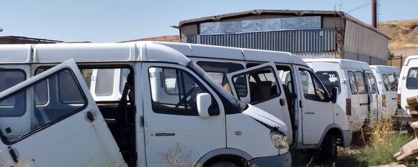 Один из частных автобусных парков Еревана - Sputnik Արմենիա