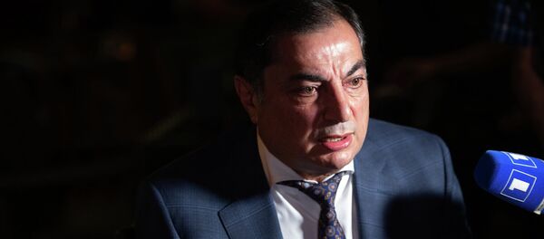 Руководитель фракции РПА Ваграм Багдасарян после встречи с премьер-министром (1 октября 2018). Еревaн - Sputnik Армения