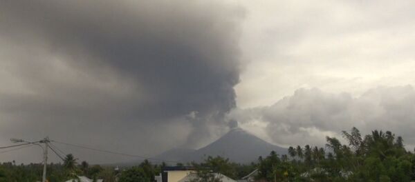Многострадальный Сулавеси: на острове проснулся вулкан Многострадальный Сулавеси: на острове проснулся вулкан - Sputnik Армения