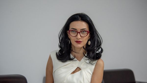 Арпине Ованнисян - Sputnik Արմենիա
