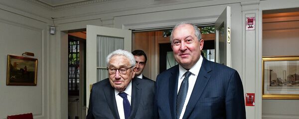 Армен Саркисян и Генри Киссинджер - Sputnik Армения