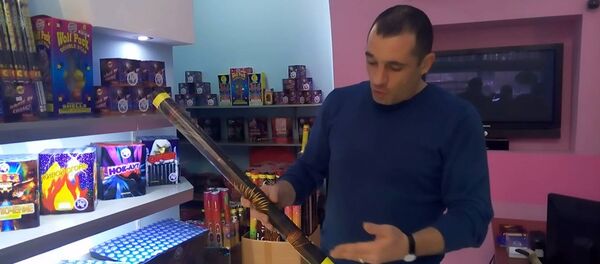 Как правильно пользоваться пиротехникой. Советы эксперта Как правильно пользоваться пиротехникой. Советы эксперта - Sputnik Армения