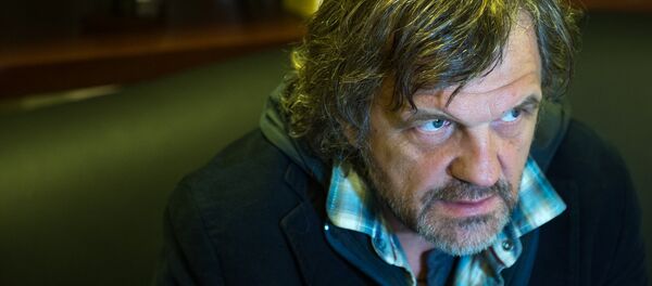 Эмир Кустурица в Ереване. 24.12.2015 Эмир Кустурица в Ереване. 24.12.2015 - Sputnik Армения