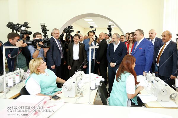 Премьер-министр Никол Пашинян принял участие в мероприятиях, посвященных 10-летию Возрождения Агарака - Sputnik Армения