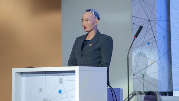 Робот София в центре креативных технологий Тумо (10 октября 2018). Еревaн - Sputnik Армения