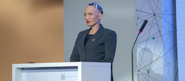 Робот София в центре креативных технологий Тумо (10 октября 2018). Еревaн - Sputnik Армения