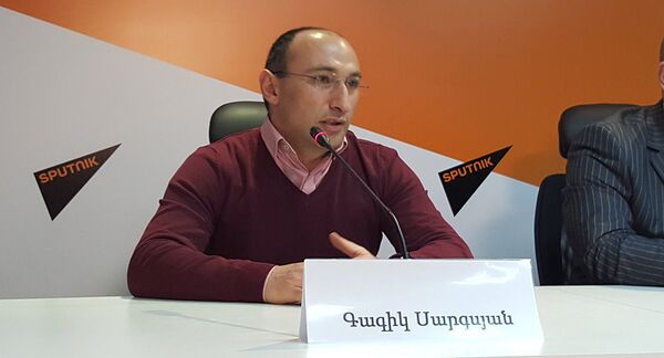 Главный секретарь Федерации лыжного спорта Гагик Саргсян Главный секретарь Федерации лыжного спорта Гагик Саргсян - Sputnik Արմենիա