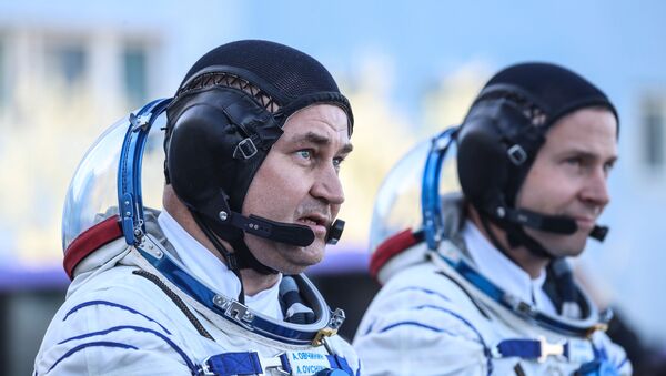 Члены экипажа МКС-57/58 перед отъездом на стартовую площадку космодрома «Байконур» - Sputnik Արմենիա