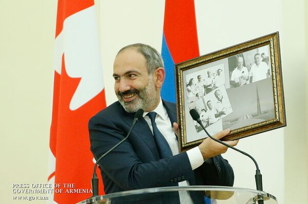 Официальный ужин в честь официального визита Джастина Трюдо в Армению в резиденции премьер-министра Армении (12 октября 2018). Еревaн - Sputnik Արմենիա